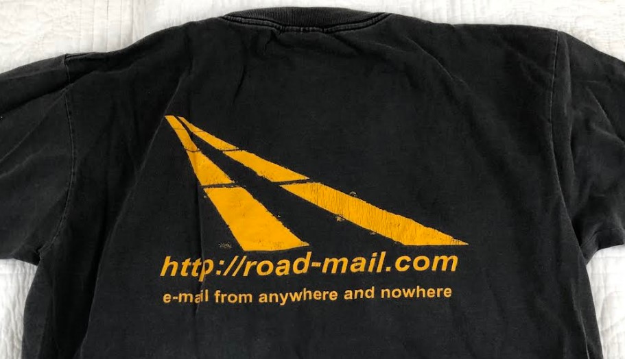 road-mail t-shirt